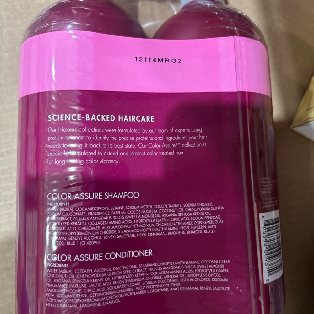 Nexxus Color Assure Shampoo & Conditioner Set, 32 fl oz Each X 2 = 64 Oz New - Picture 4 of 4